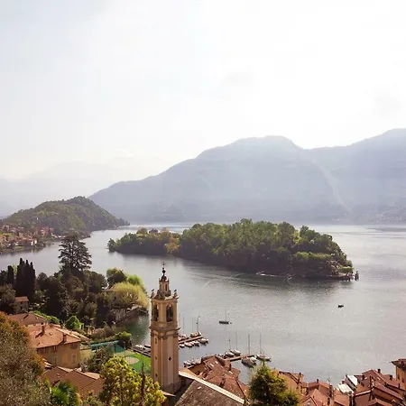 아파트 No 4-sleeps 10 By Italian 살라코마시나