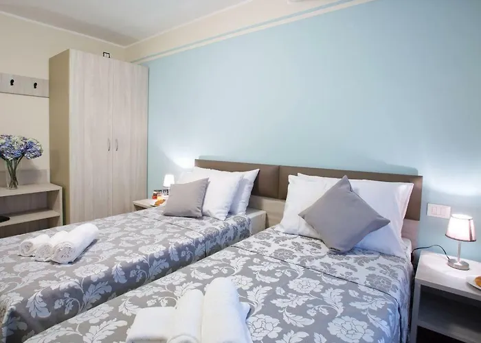 No 4-sleeps 10 By Italian Apartamento Sala Comacina