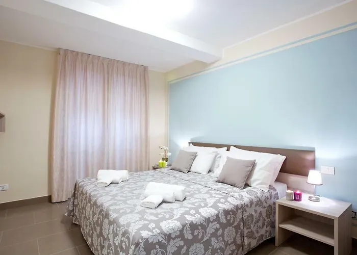 No 4-sleeps 10 By Italian Apartamento Sala Comacina