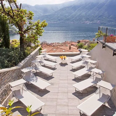 Lejlighed No 4-sleeps 10 By Italian Sala Comacina