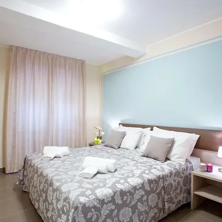 No 4-sleeps 10 By Italian Lejlighed Sala Comacina